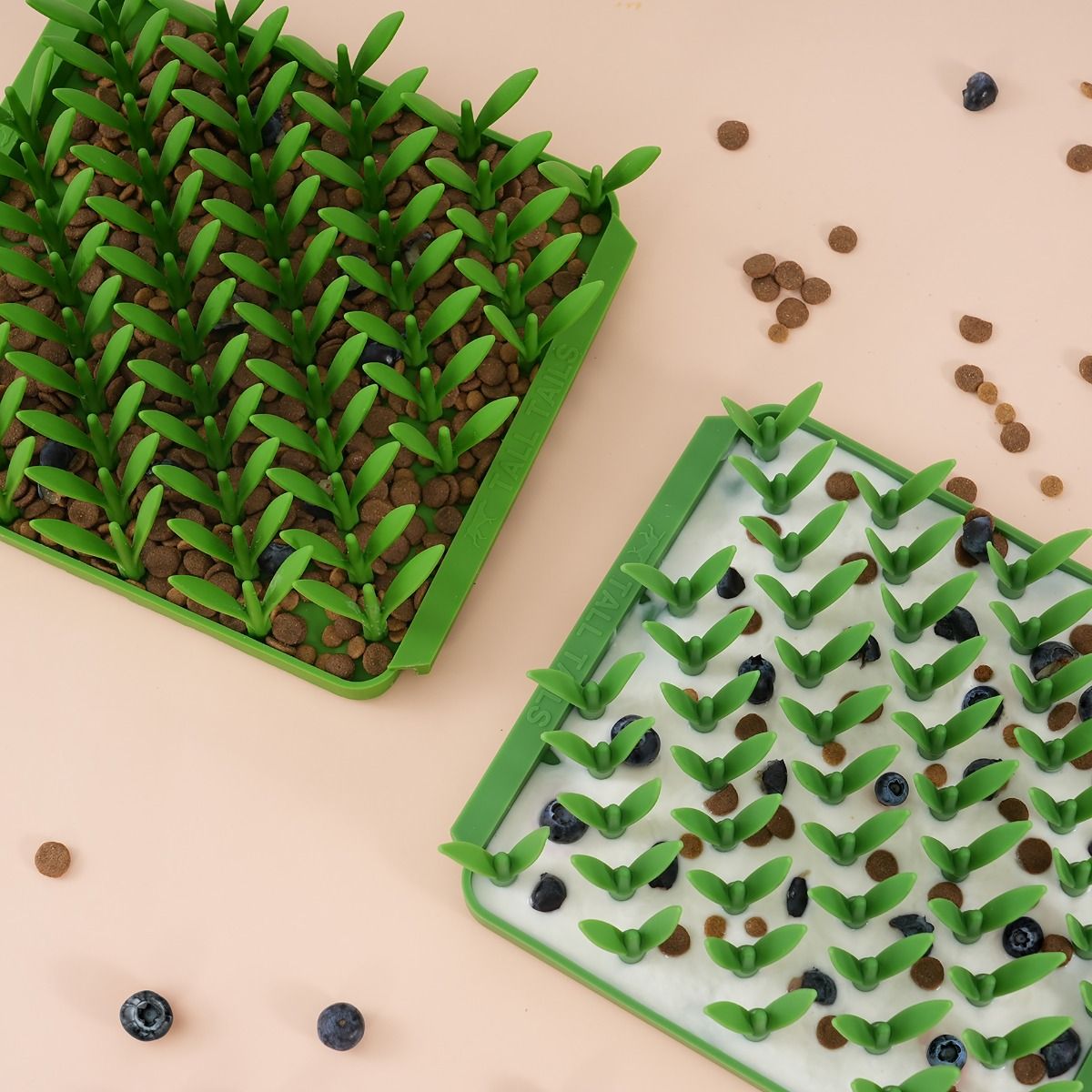 Tall Tails Grass Foraging Mat